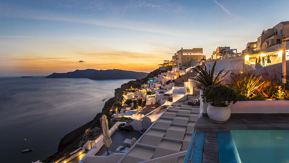 Santorini Secret Suites & Spa